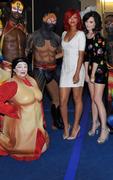 th_09965_KatyPerryRihannaMGMGrandHotel18settembre2010_002_FV_122_391lo.jpg