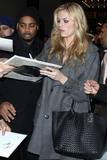 th_55001_celebrity_paradise.com_TheElder_BrooklynDecker2011_02_07_visitsTheSevenatMTVStudiosinNY3_122_8lo.jpg