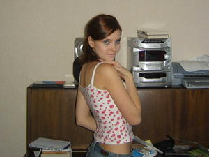 Russian-Beauty-loves-to-pose-x72-k6j1376txp.jpg
