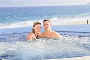 http://img268.imagevenue.com/loc598/th_10692_Hilary_Duff_honeymoon_photos_in_Mexico4_122_598lo.jpg